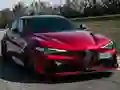 Oyunu Alfa Romeo Giulia GTA Kayma çevrimiçi